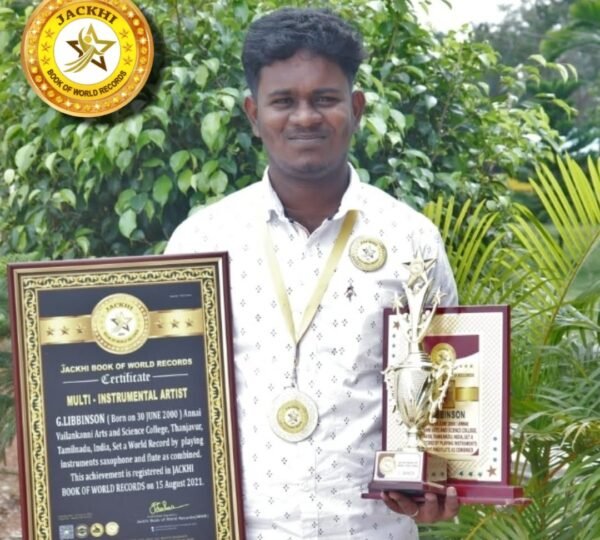 MULTI – INSTRUMENTAL ARTIST