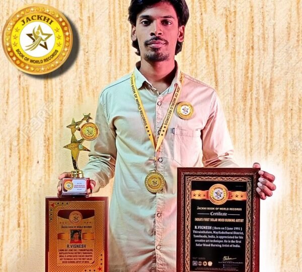 INDIA’S FIRST SOLAR WOOD BURNING ARTIST