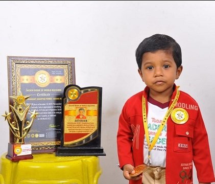 EXTRODINARY GRASPING POWER – GENIUS KID