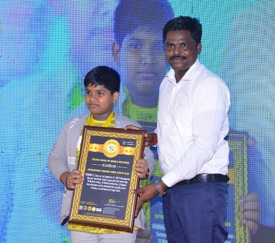 EXTRODINARY GRASPING POWER- STAR OF FLAIR