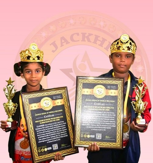 WORLD RECORD ON ROTATING TWO HAND  DOUBLE STICK SILAMBAM RELENTLESSLY FOR 2 HOURS