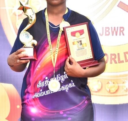 WORLD RECORD BY PERFORMED MARTIAL ART WITH 5 TYPES OF ANCIENT WEAPONS RELENTLESSLY FOR 5 HOURS