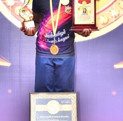 WORLD RECORD BY PERFORMED MARTIAL ART WITH 5 TYPES OF ANCIENT WEAPONS RELENTLESSLY FOR 5 HOURS