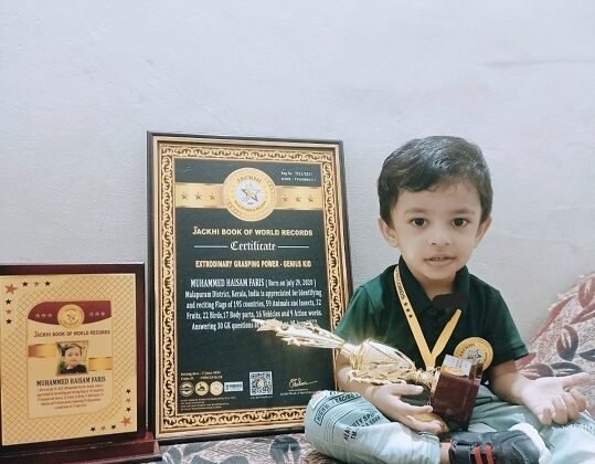 EXTRODINARY GRASPING POWER- GENIUS KID