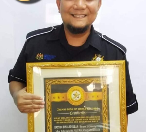FIRST MALAYSIAN COUNSELLOR ACHIEVED HIGHEST RANK AS ICONIC VICE PRINCIPAL IN INNOVATION AND EDUCATION FIELD
