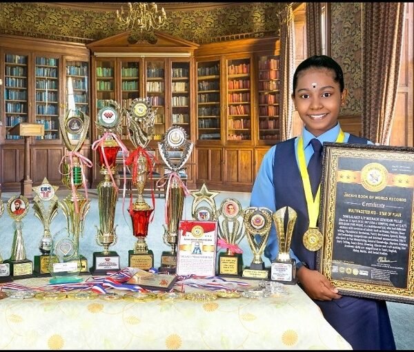 MULTIFACETED KID –  STAR OF FLAIR