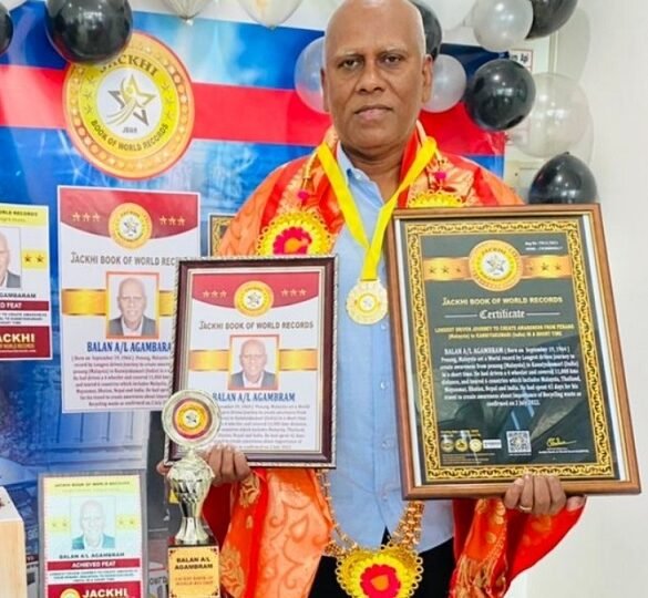 THE FIRST MAN IN THE WORLD RIDING MOTORCYCLE TO COVER LONGEST DISTANCE IN STANDING POSITION