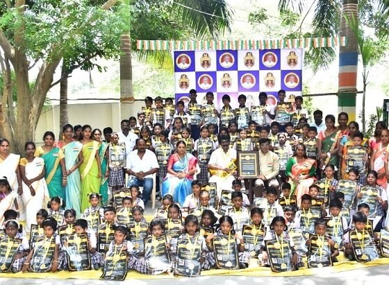 75 STUDENTS CREATED 75 NATIONAL FLAGS IN 75 SECONDS TO COMMEMORATE THE 75th INDEPENDENCE DAY