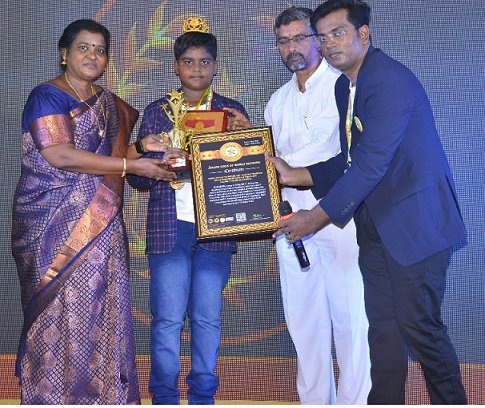 WORLD RECORD ON MARTIAL ART – NON-STOP SILAMBAM SINGLE STICK ROTATION WHILE TRAVELLING AROUND 1 KILOMETER DISTANCE