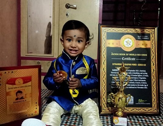 EXTRODINARY GRASPING POWER- GENIUS KID