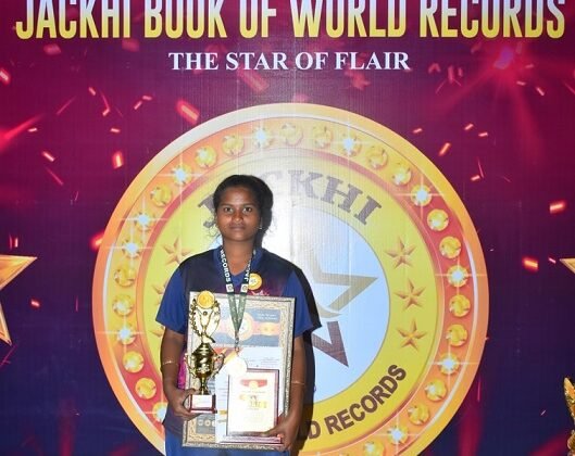 WORLD RECORD BY ROTATING FIVE TYPES OF MARTIAL ART WEAPONS FOR 24 HOURS