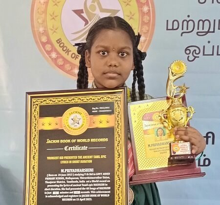 YOUNGEST KID PRESENTED THE ANCIENT TAMIL EPIC LYRICS IN SHORT DURATION