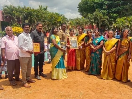 76 STUDENTS CREATED TRICOLOR MAP OF INDIA WITHIN SHORT DURATION