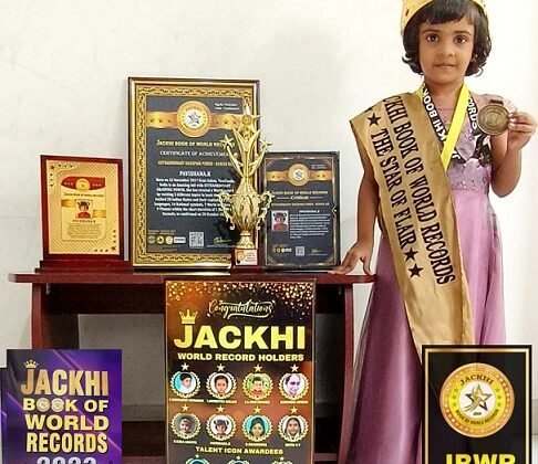 EXTRAORDINARY RECITING POWER – GENIUS KID