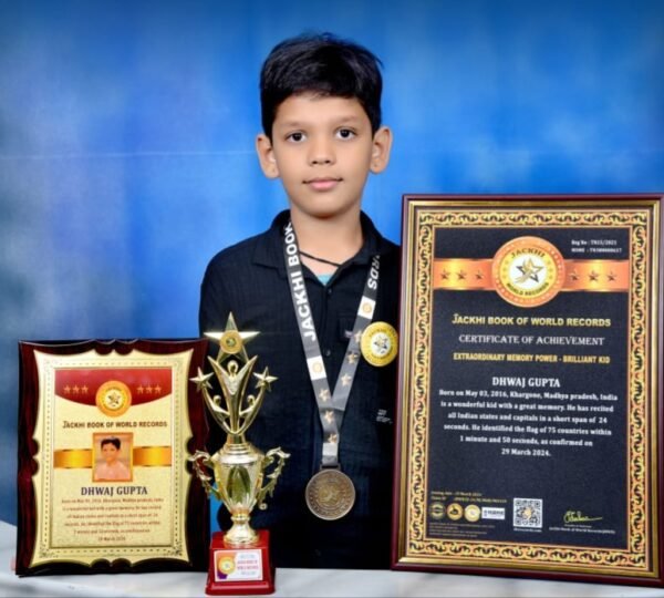 EXTRAORDINARY MEMORY POWER – BRILLIANT KID