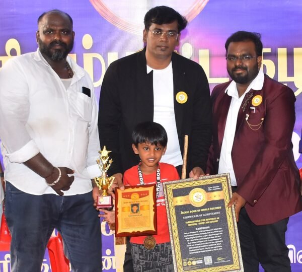 SILAMBAM SINGLE STICK ROTATION BY AN INDIVIDUAL  ( Under 6 Age category )