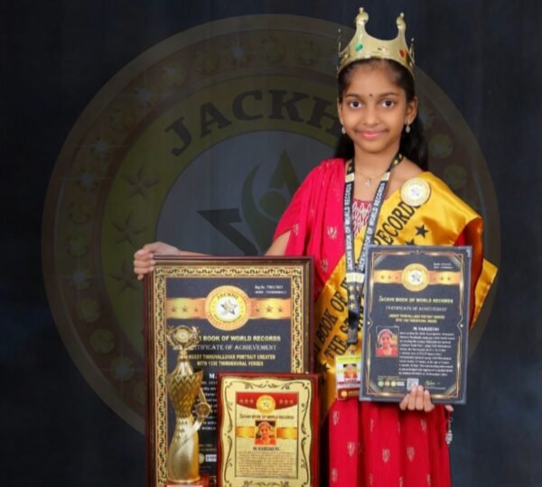 LARGEST THIRUVALLUVAR PORTRAIT CREATED WITH 1330 THIRUKKURAL VERSES